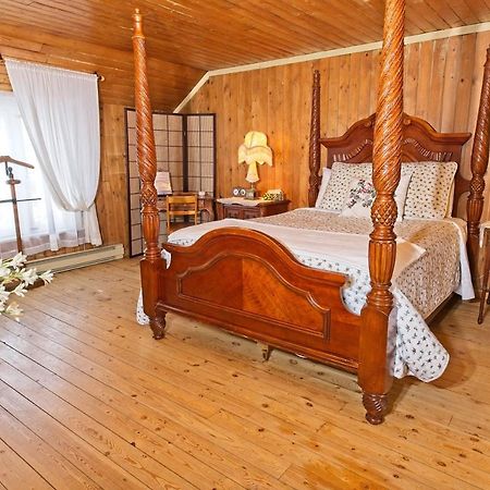 Auberge Sur La Cote La Malbaie Bagian luar foto