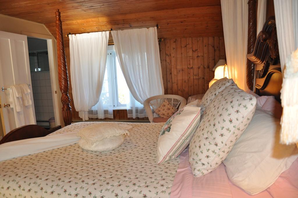Auberge Sur La Cote La Malbaie Bagian luar foto