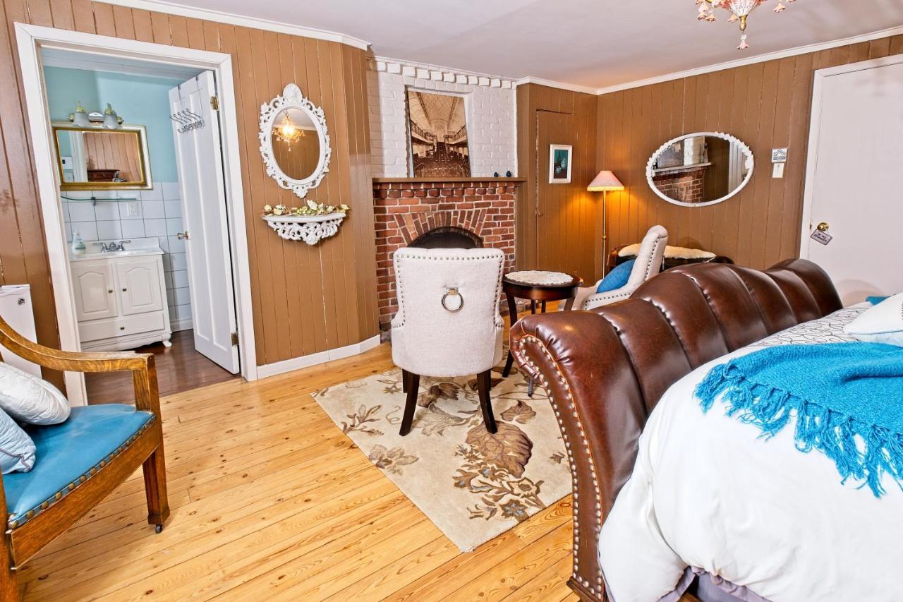 Auberge Sur La Cote La Malbaie Bagian luar foto